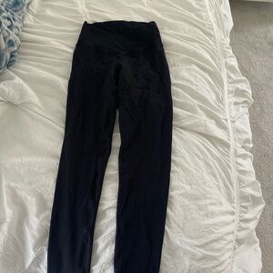 Black waffle material crossover leggings